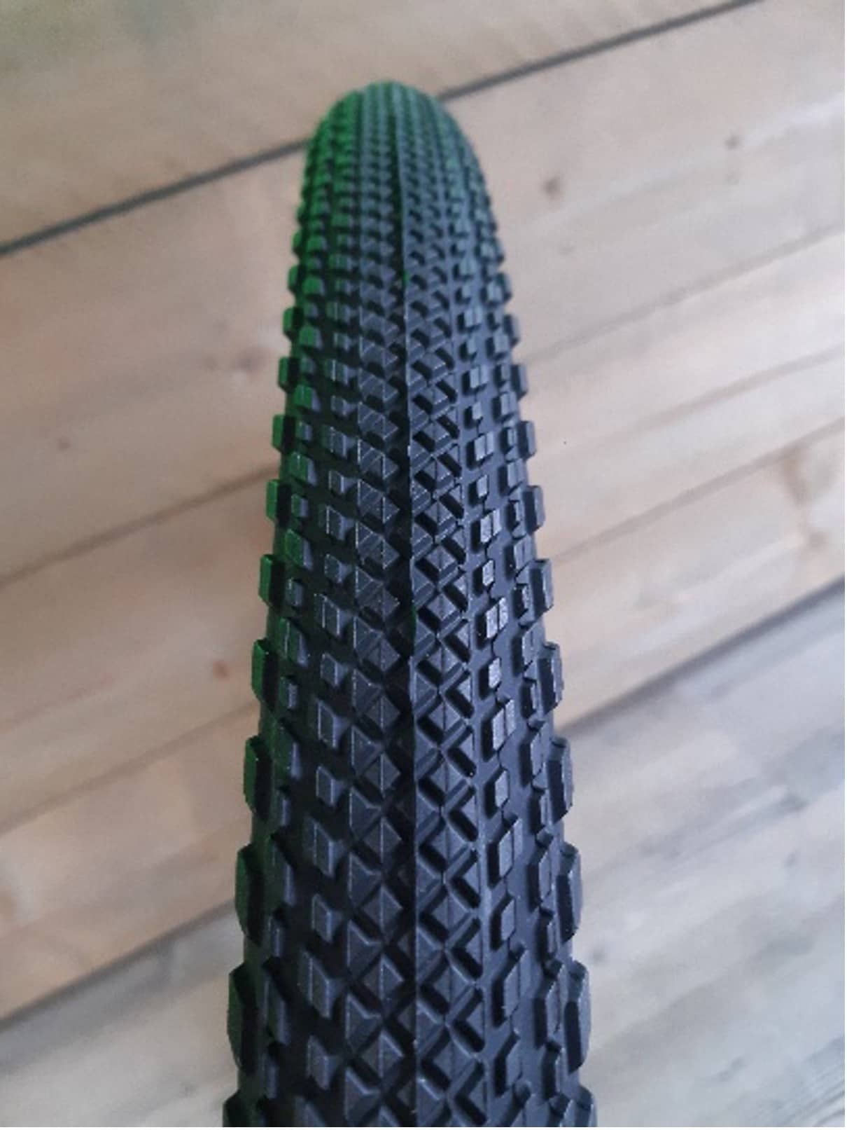 Tufo Gravel Thundero band